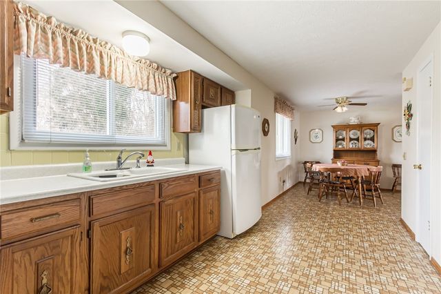 142 Frandee Lane, Greece, NY 14626