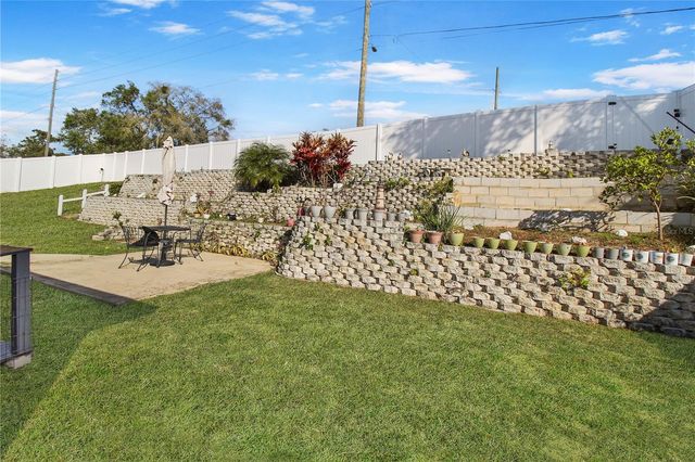 311 MORNINGVIEW DRIVE, Eustis, FL 32726