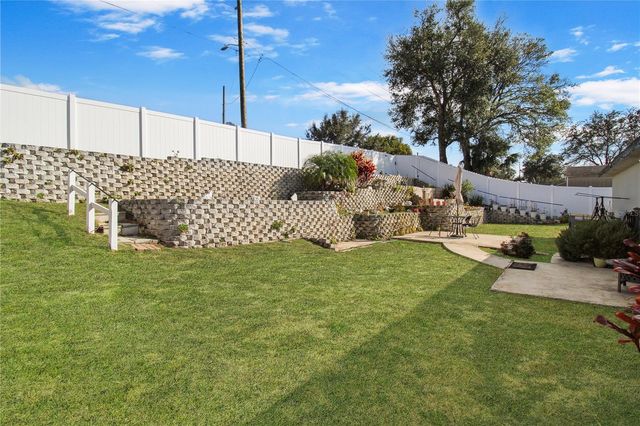 311 MORNINGVIEW DRIVE, Eustis, FL 32726