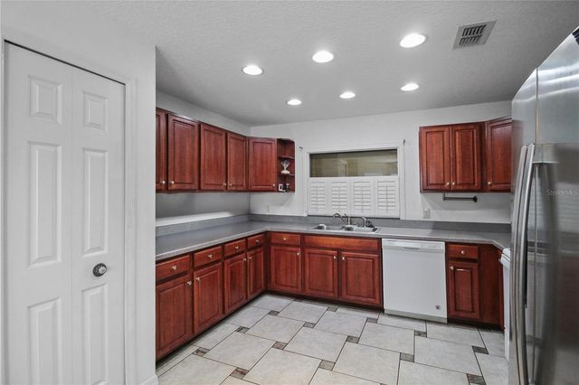 311 MORNINGVIEW DRIVE, Eustis, FL 32726