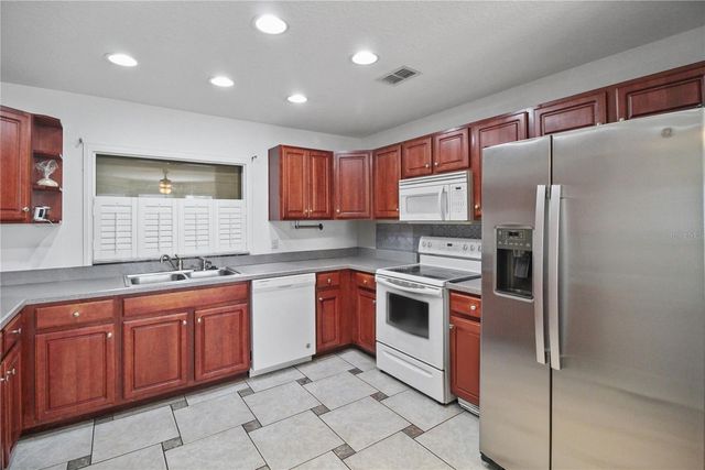 311 MORNINGVIEW DRIVE, Eustis, FL 32726