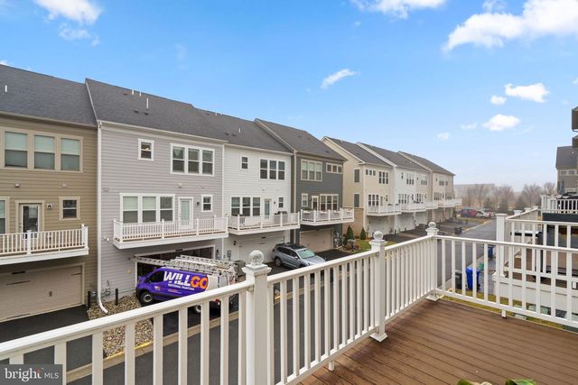 17357 REDSHANK RD, Dumfries, VA 22026