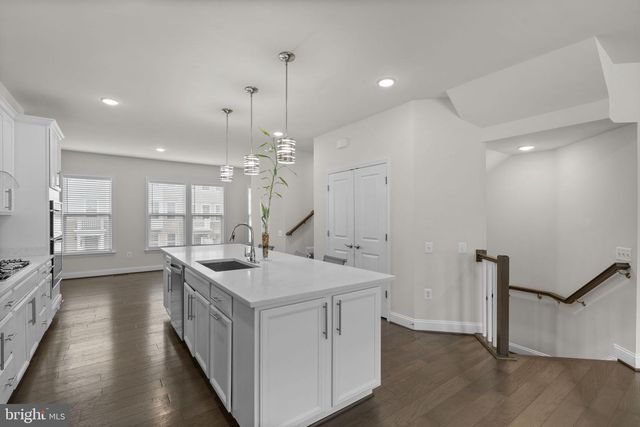 17357 REDSHANK RD, Dumfries, VA 22026