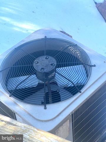 4901 FITCH PL NE, Washington, DC 20019