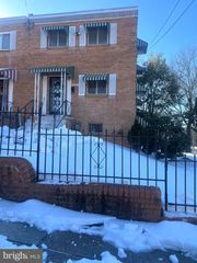 4901 FITCH PL NE, Washington, DC 20019
