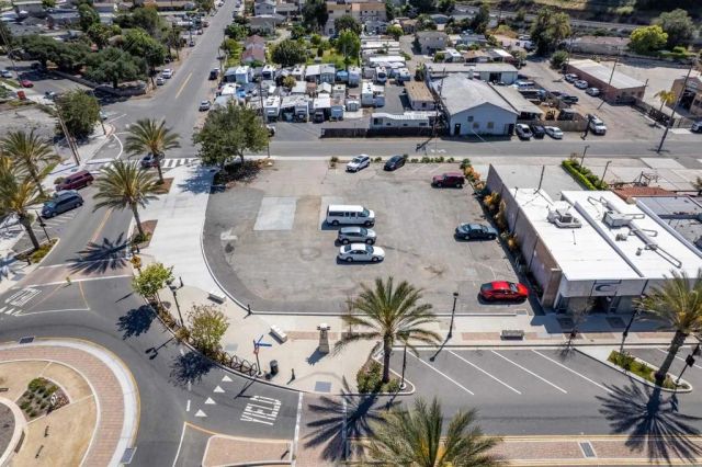 745 S Santa Fe Ave., Vista, CA 92083