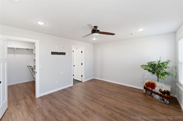 317 SE 6th Street, Pryor, OK 74361