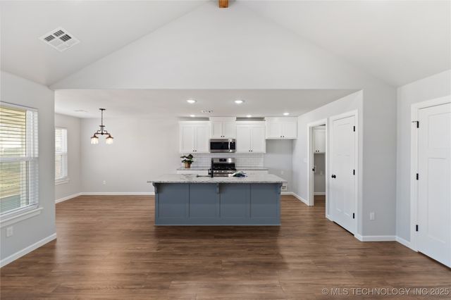 317 SE 6th Street, Pryor, OK 74361
