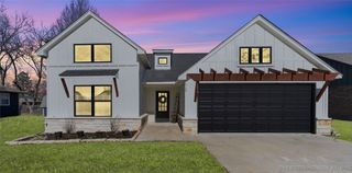 317 SE 6th Street, Pryor, OK 74361