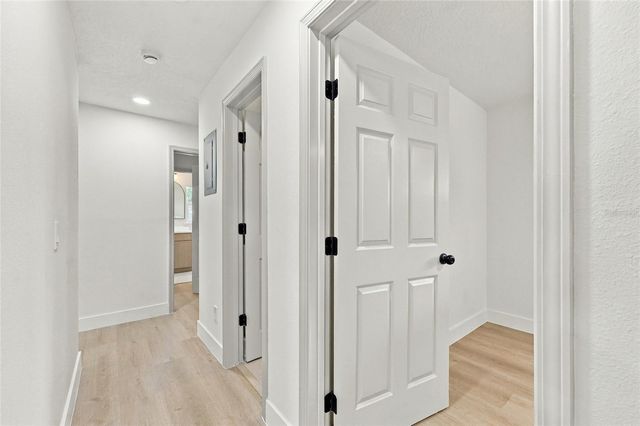 2470 IVAN COURT, Orlando, FL 32807