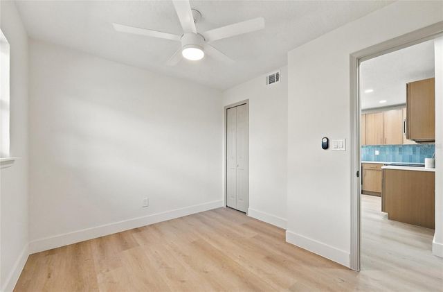 2470 IVAN COURT, Orlando, FL 32807