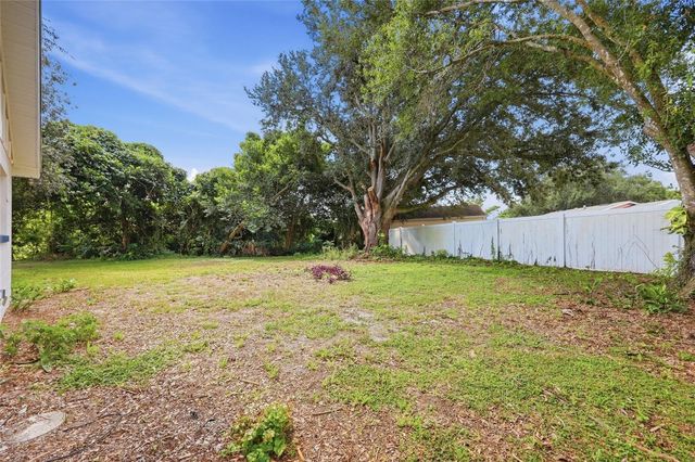 2470 IVAN COURT, Orlando, FL 32807