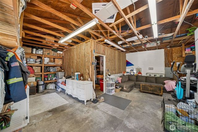 31324 SE 383RD Place, Enumclaw, WA 98022