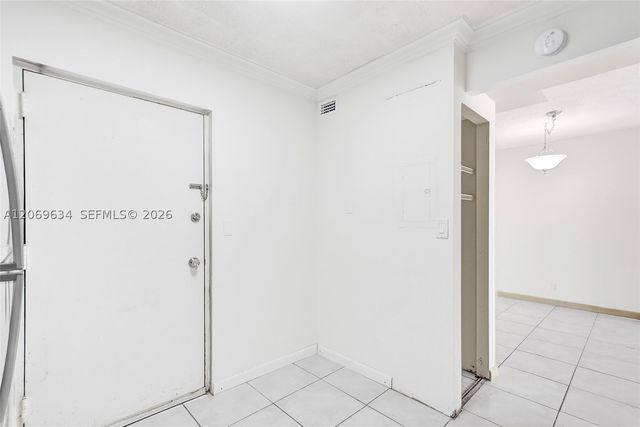 2025 NE 164th St 710, North Miami Beach, FL 33162