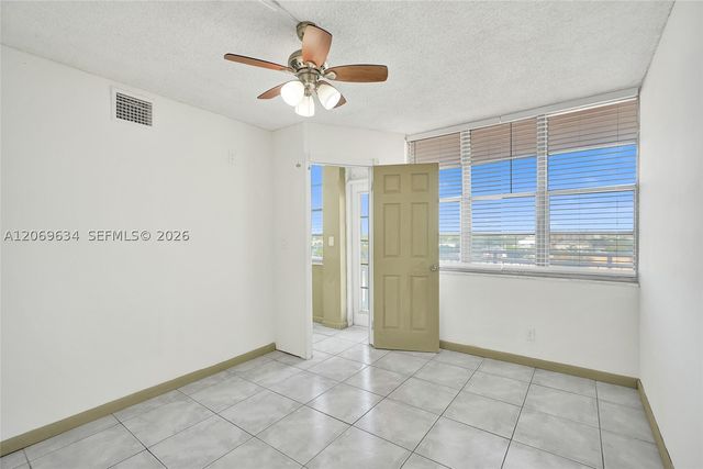 2025 NE 164th St 710, North Miami Beach, FL 33162