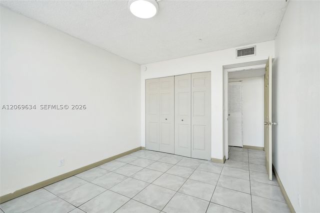 2025 NE 164th St 710, North Miami Beach, FL 33162