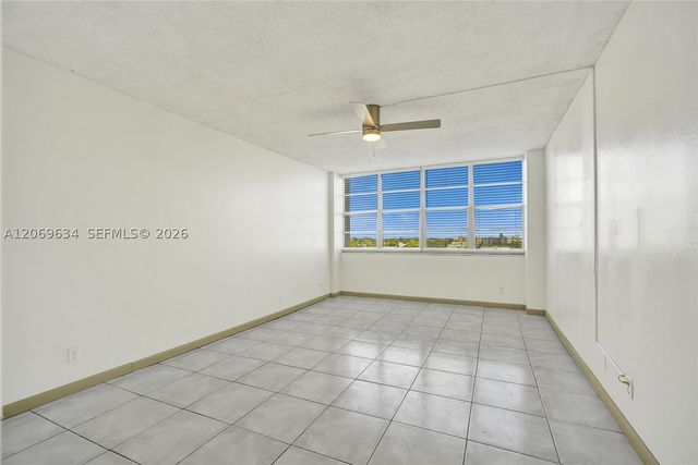 2025 NE 164th St 710, North Miami Beach, FL 33162