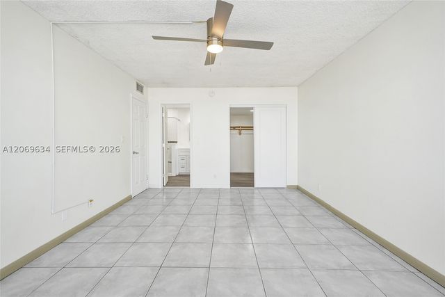 2025 NE 164th St 710, North Miami Beach, FL 33162