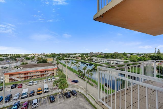 2025 NE 164th St 710, North Miami Beach, FL 33162