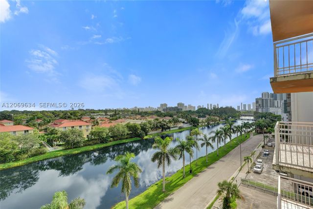 2025 NE 164th St 710, North Miami Beach, FL 33162