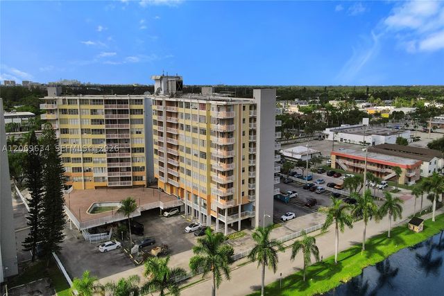 2025 NE 164th St 710, North Miami Beach, FL 33162