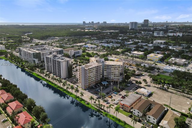 2025 NE 164th St 710, North Miami Beach, FL 33162