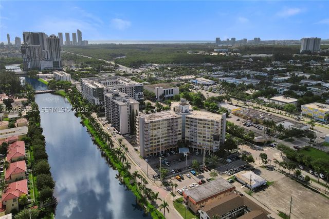 2025 NE 164th St 710, North Miami Beach, FL 33162