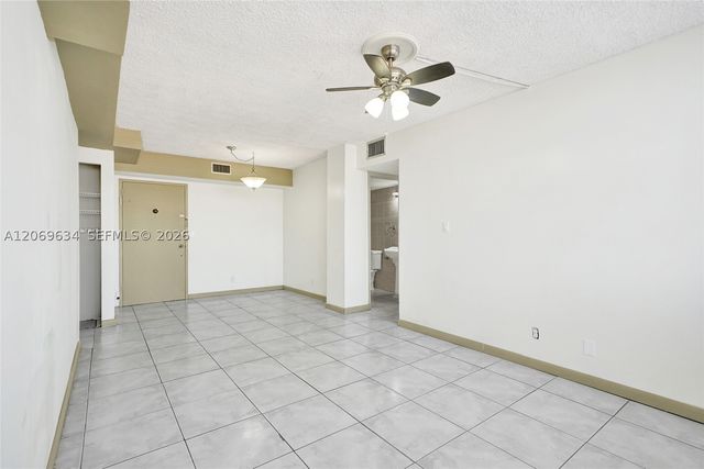2025 NE 164th St 710, North Miami Beach, FL 33162