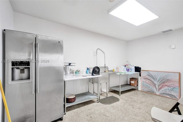 2025 NE 164th St 710, North Miami Beach, FL 33162