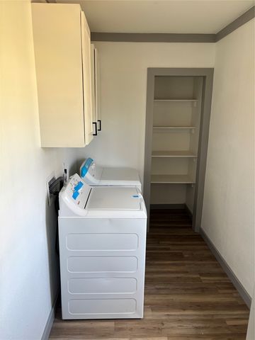 1114 W Mesquite Street, Coleman, TX 76834