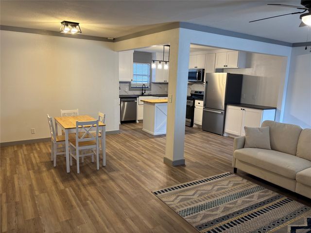 1114 W Mesquite Street, Coleman, TX 76834