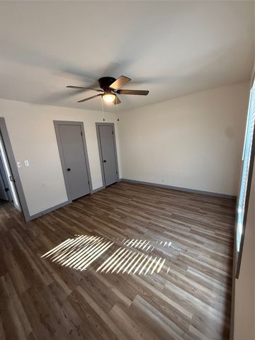 1114 W Mesquite Street, Coleman, TX 76834