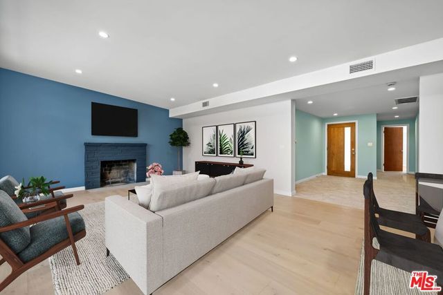 11919 Weir Street, Los Angeles, CA 90230