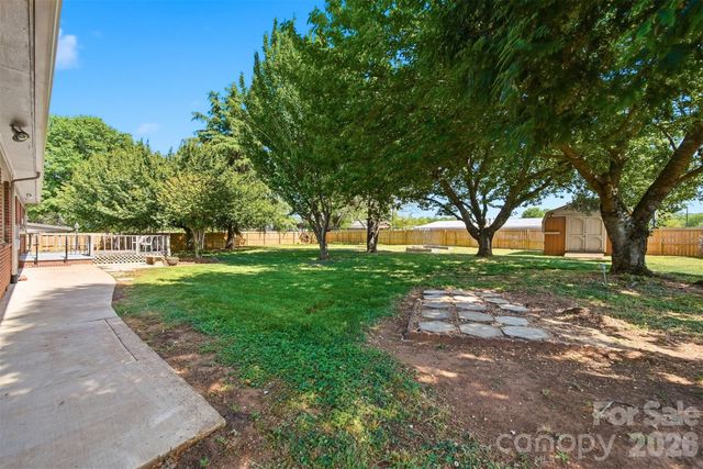 109 Air Park Drive, Morganton, NC 28655