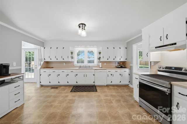 109 Air Park Drive, Morganton, NC 28655