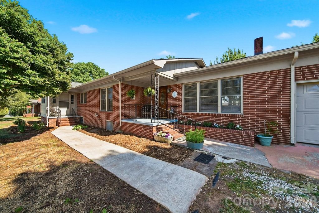 109 Air Park Drive, Morganton, NC 28655
