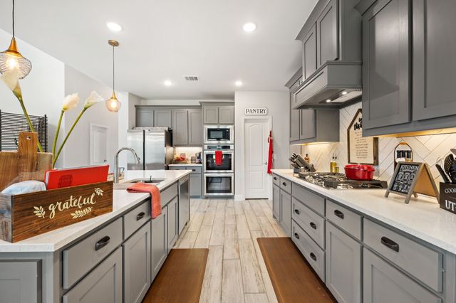 1013 Firecracker Drive, Justin, TX 76247