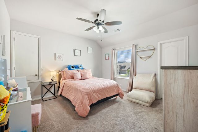 1013 Firecracker Drive, Justin, TX 76247
