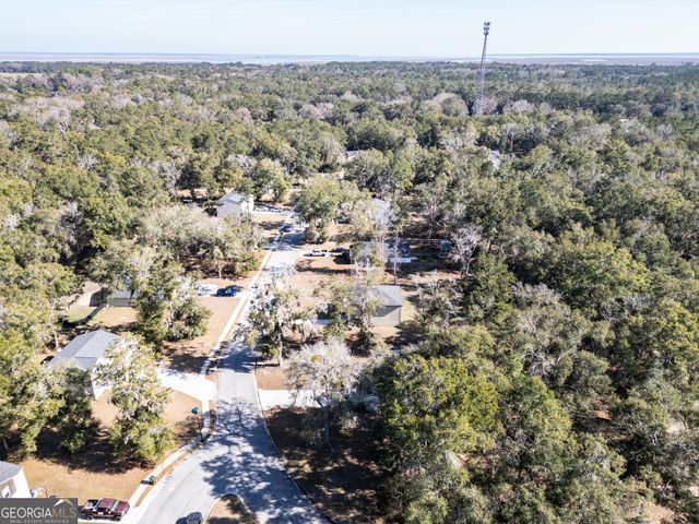 137 Sunrise Circle, Midway, GA 31320