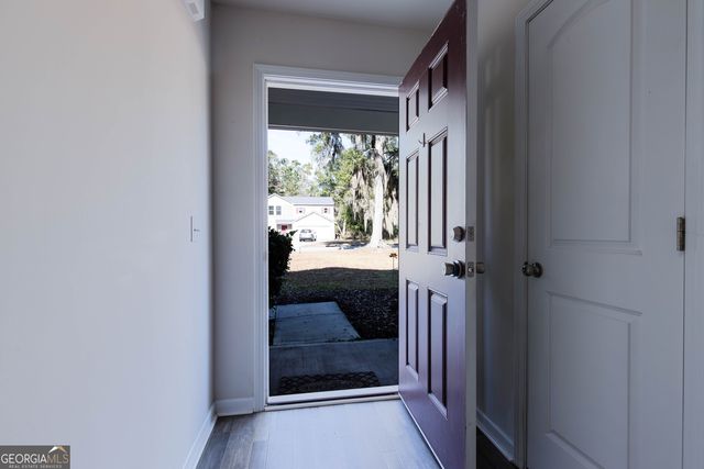 137 Sunrise Circle, Midway, GA 31320