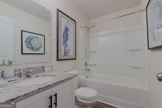 137 Sunrise Circle, Midway, GA 31320