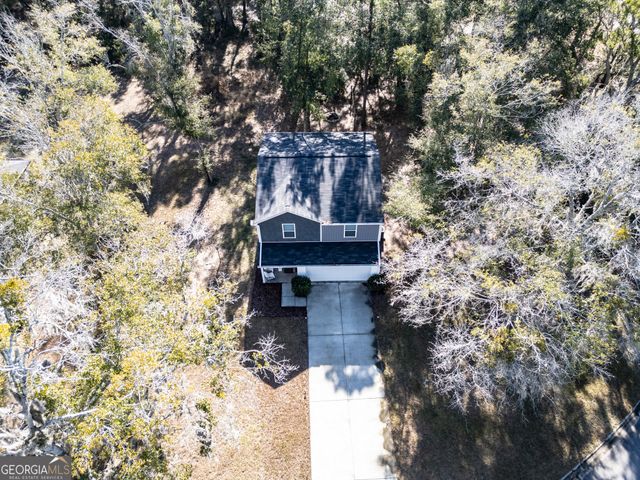 137 Sunrise Circle, Midway, GA 31320