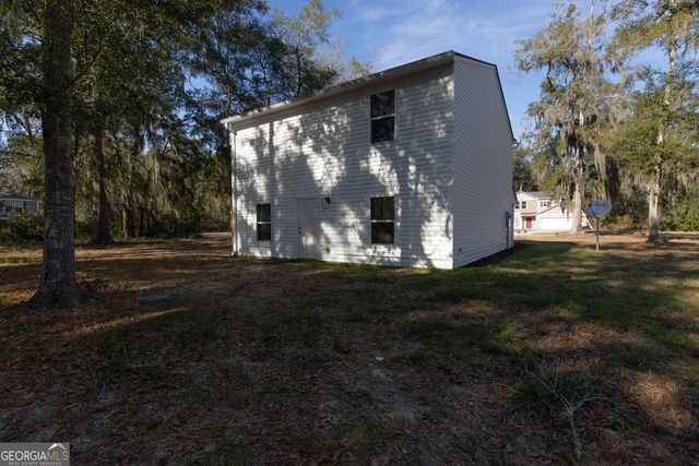 137 Sunrise Circle, Midway, GA 31320