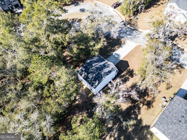 137 Sunrise Circle, Midway, GA 31320