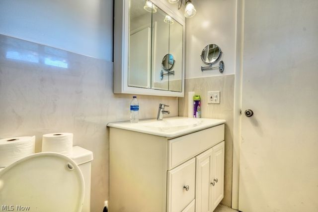396 Skyview Road, Cleveland, OH 44109