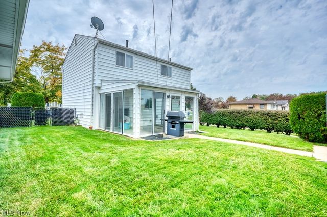 396 Skyview Road, Cleveland, OH 44109