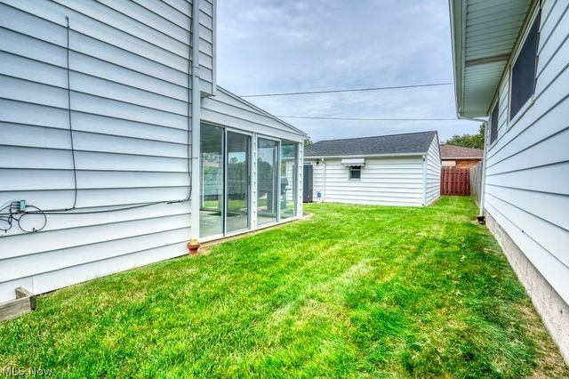 396 Skyview Road, Cleveland, OH 44109