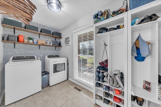 105 Safley Ct, Tullahoma, TN 37388