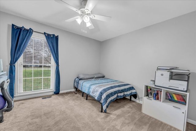 105 Safley Ct, Tullahoma, TN 37388