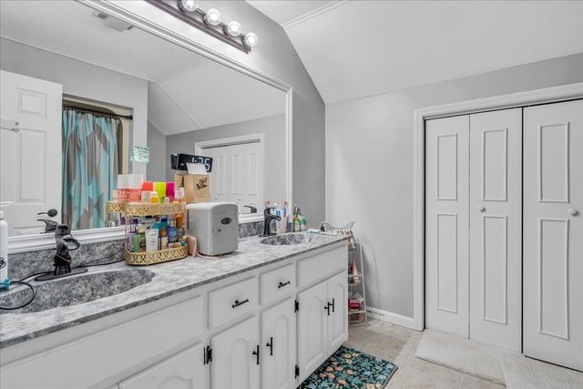 105 Safley Ct, Tullahoma, TN 37388